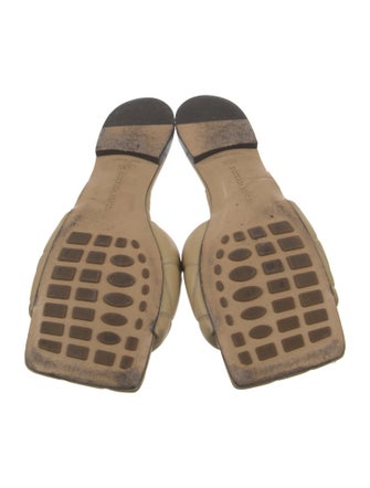 Bottega Veneta Lido Intrecciato Brio Slides