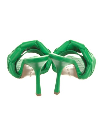 Bottega Veneta Intrecciato Weave Leather Slides