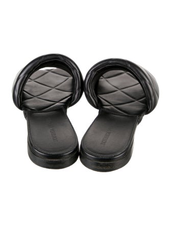 Bottega Veneta Quilted Pattern Leather Slides