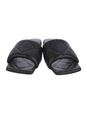 Bottega Veneta Quilted Pattern Leather Slides