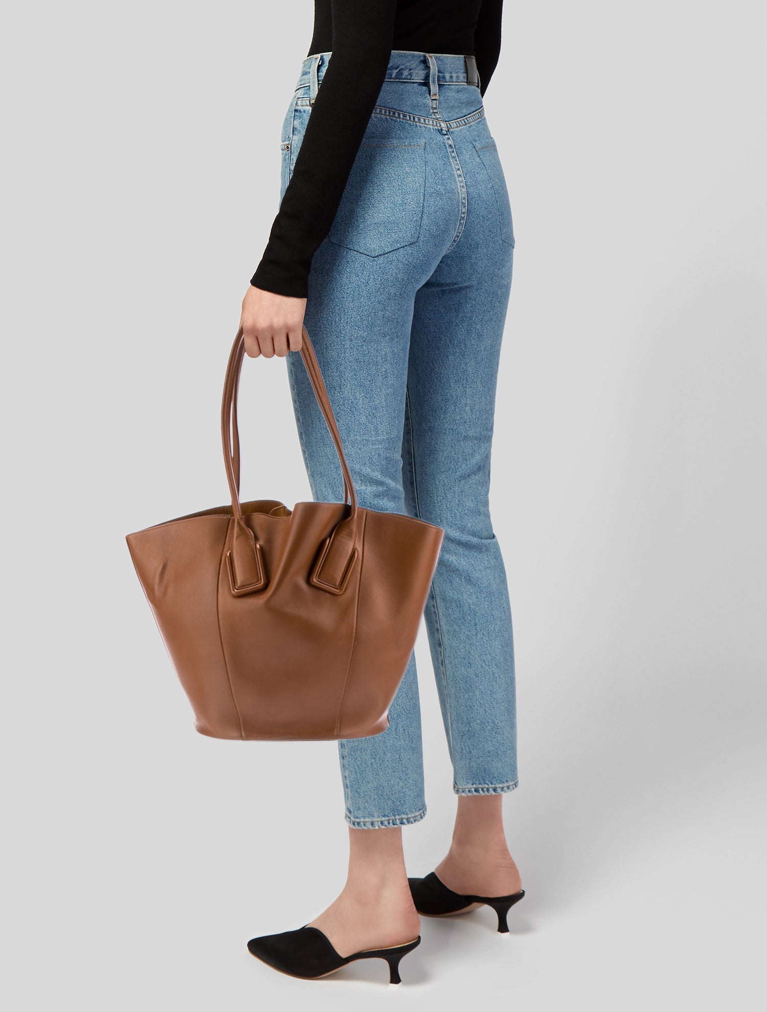 Bottega Veneta Leather Basket Tote