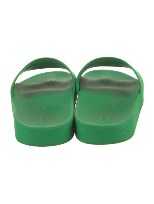 Bottega Veneta Quilted Pattern Rubber Slides