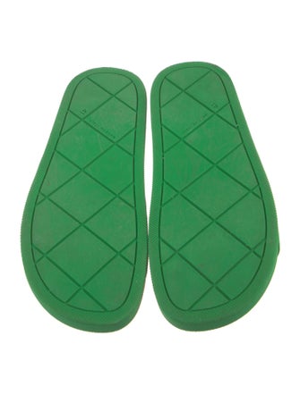 Bottega Veneta Quilted Pattern Rubber Slides