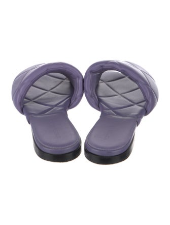 Bottega Veneta Quilted Pattern Leather Slides