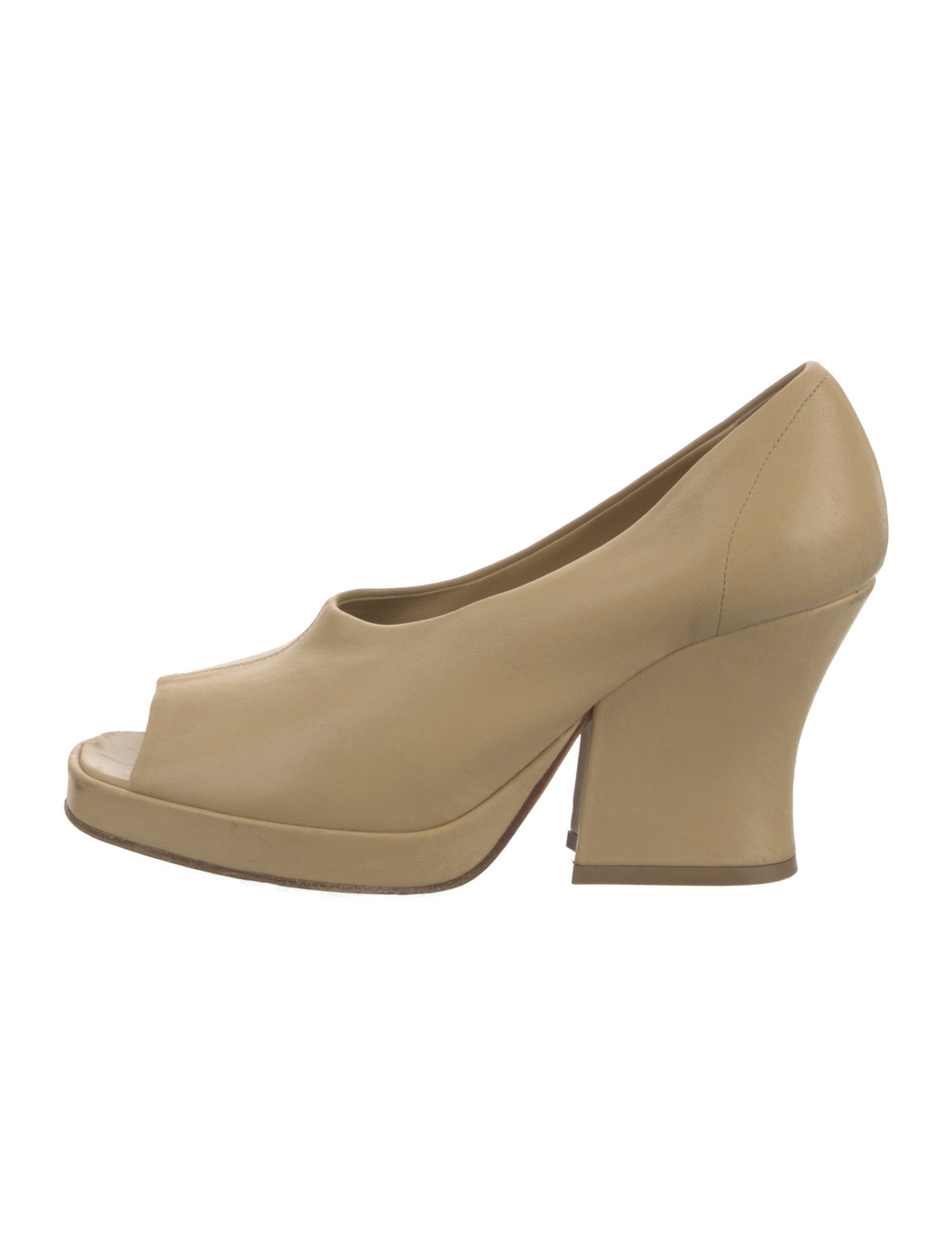 Bottega Veneta Leather Pumps