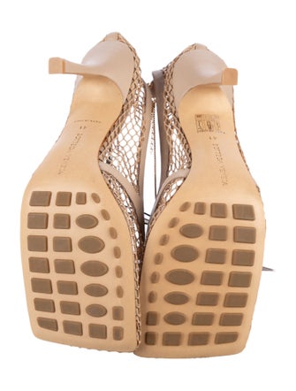 Bottega Veneta Mesh Chain-Link Accents Pumps