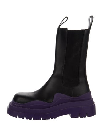 Bottega Veneta Leather Chelsea Boots