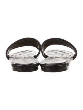 Bottega Veneta Quilted Pattern Leather Slides