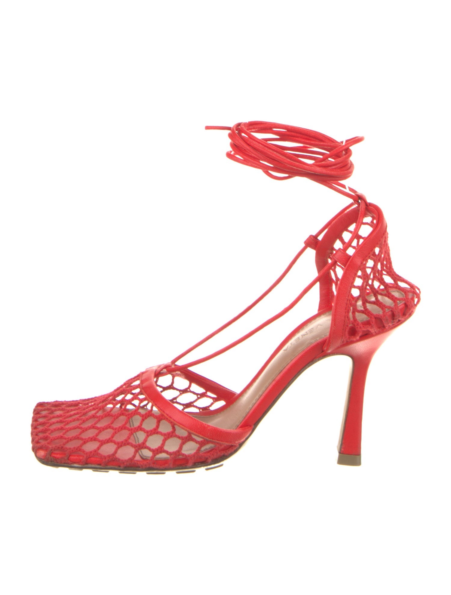 Bottega Veneta Leather D'Orsay Pumps