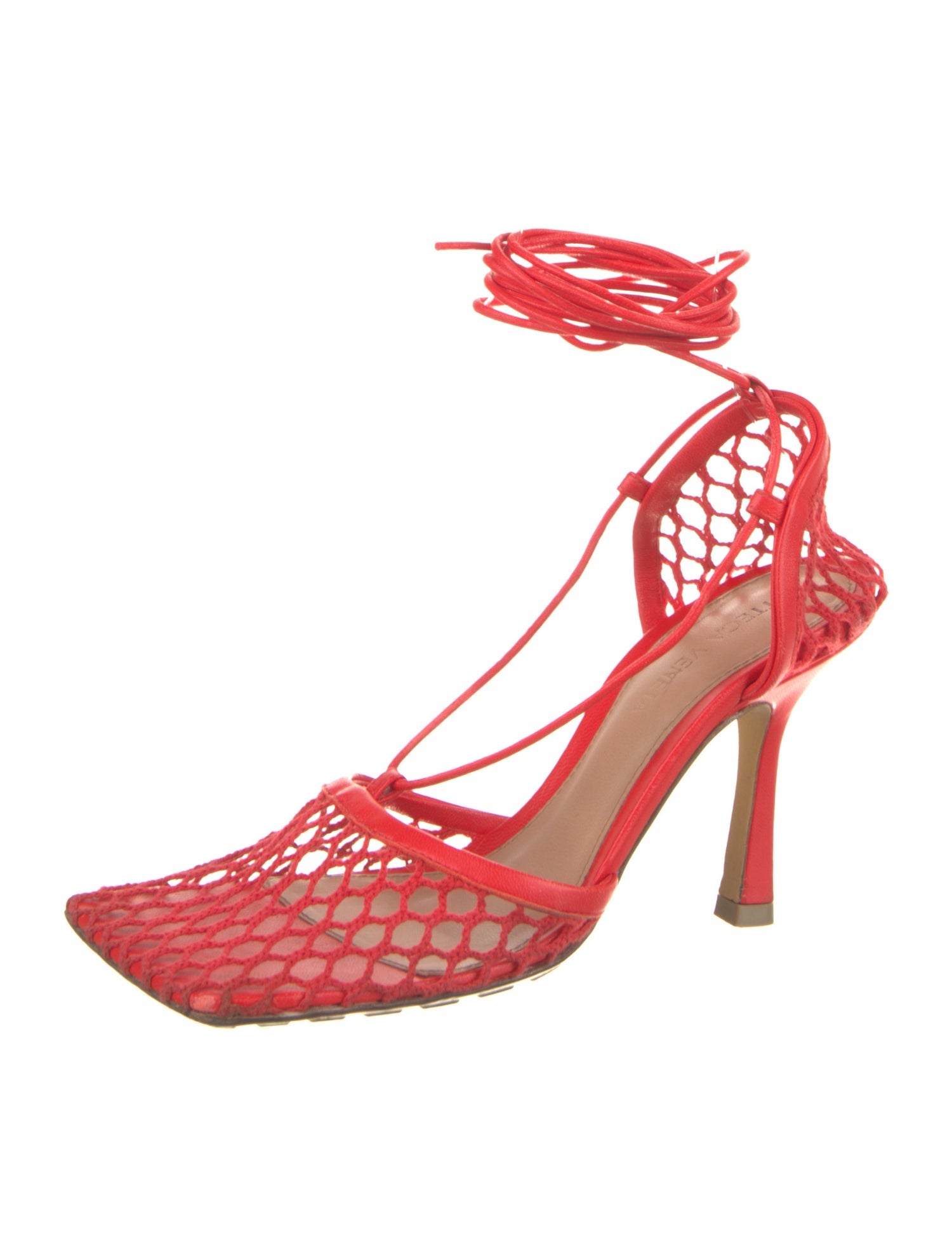 Bottega Veneta Leather D'Orsay Pumps