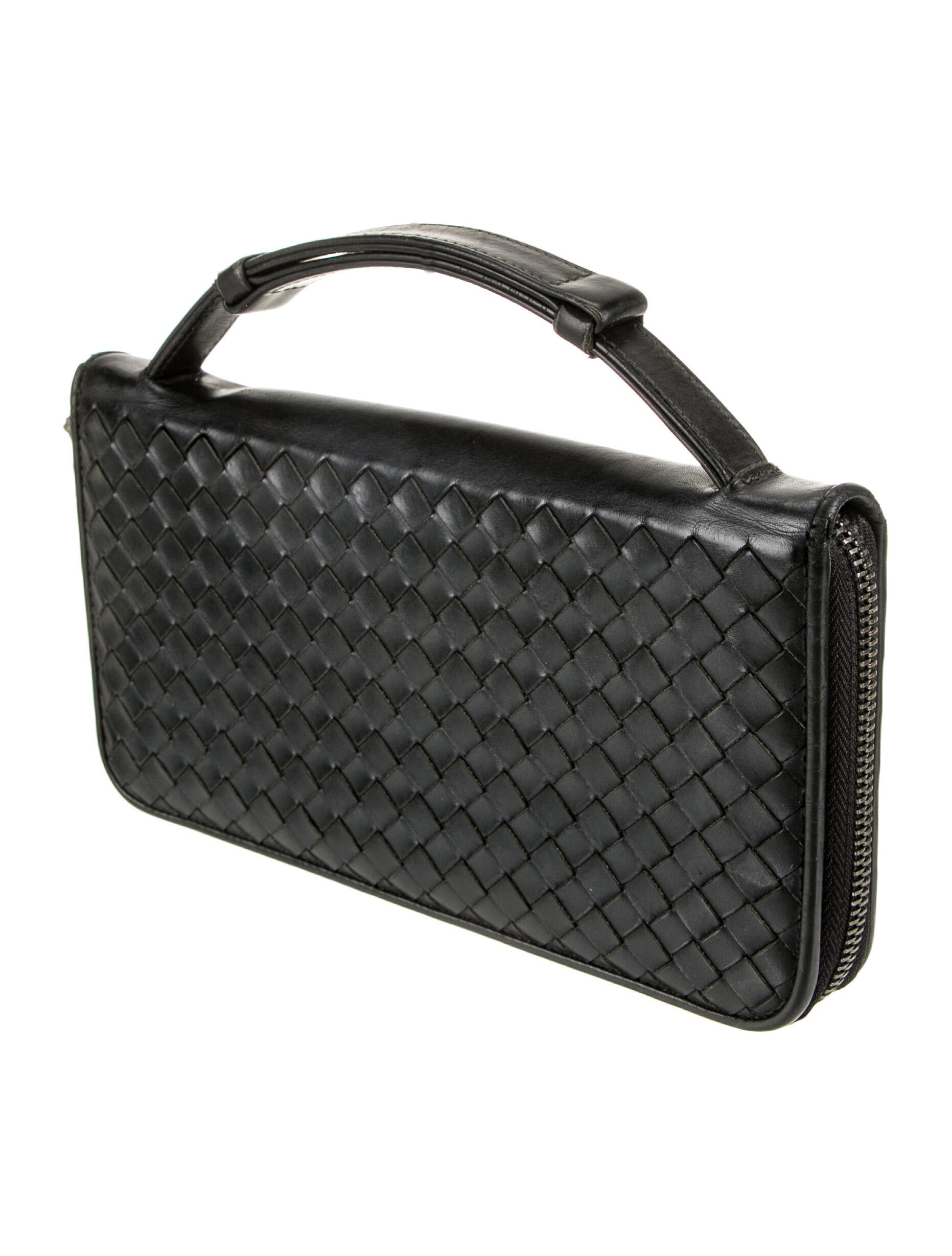 Bottega Veneta Intrecciato Weave Leather Wallet