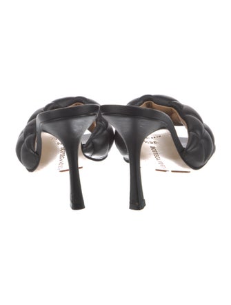 Bottega Veneta Quilted Pattern Leather Slides