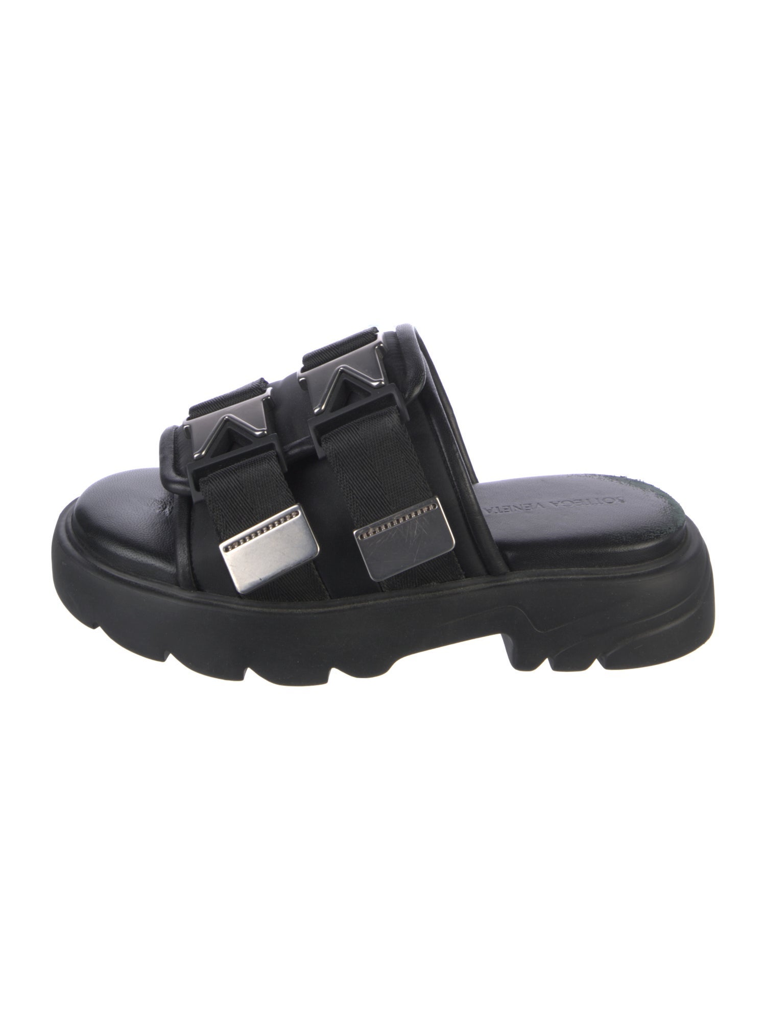 Bottega Veneta Leather Leather Trim Embellishment Slides