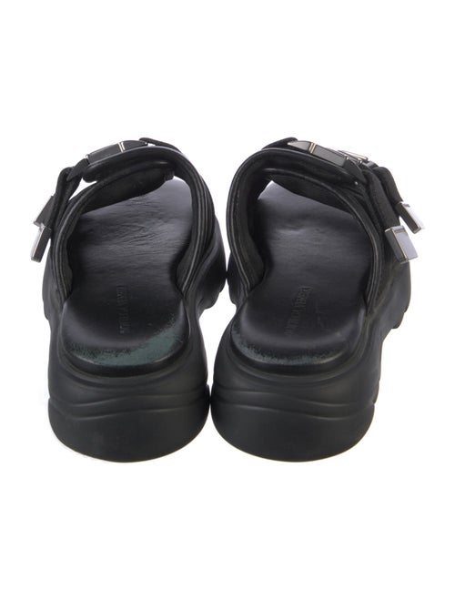 Bottega Veneta Leather Leather Trim Embellishment Slides