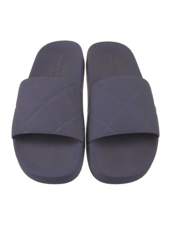 Bottega Veneta Quilted Pattern Rubber Slides