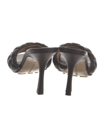 Bottega Veneta Quilted Pattern Leather Slides