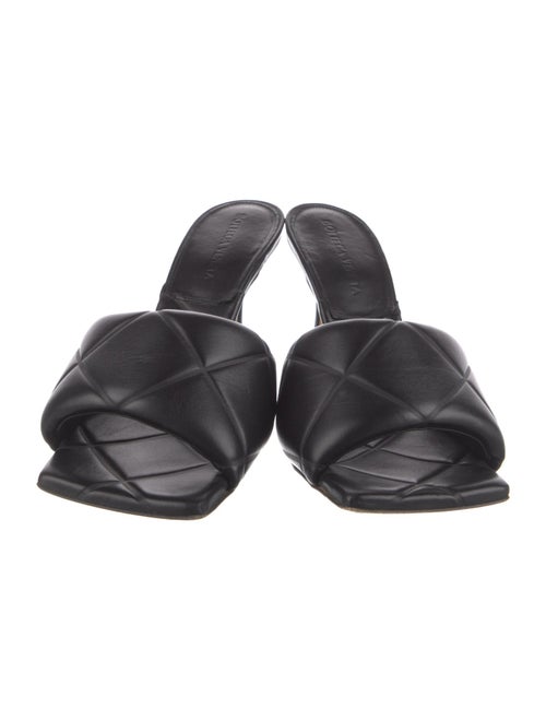 Bottega Veneta Quilted Pattern Leather Slides