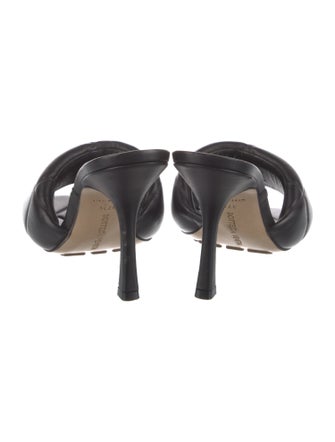 Bottega Veneta Quilted Pattern Leather Slides