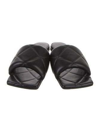 Bottega Veneta Quilted Pattern Leather Slides