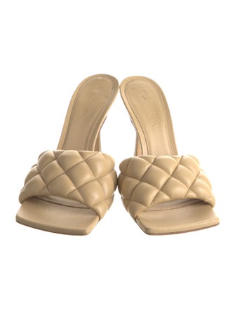 Bottega Veneta Quilted Pattern Leather Slides