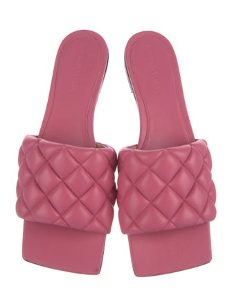 Bottega Veneta Quilted Pattern Leather Slides