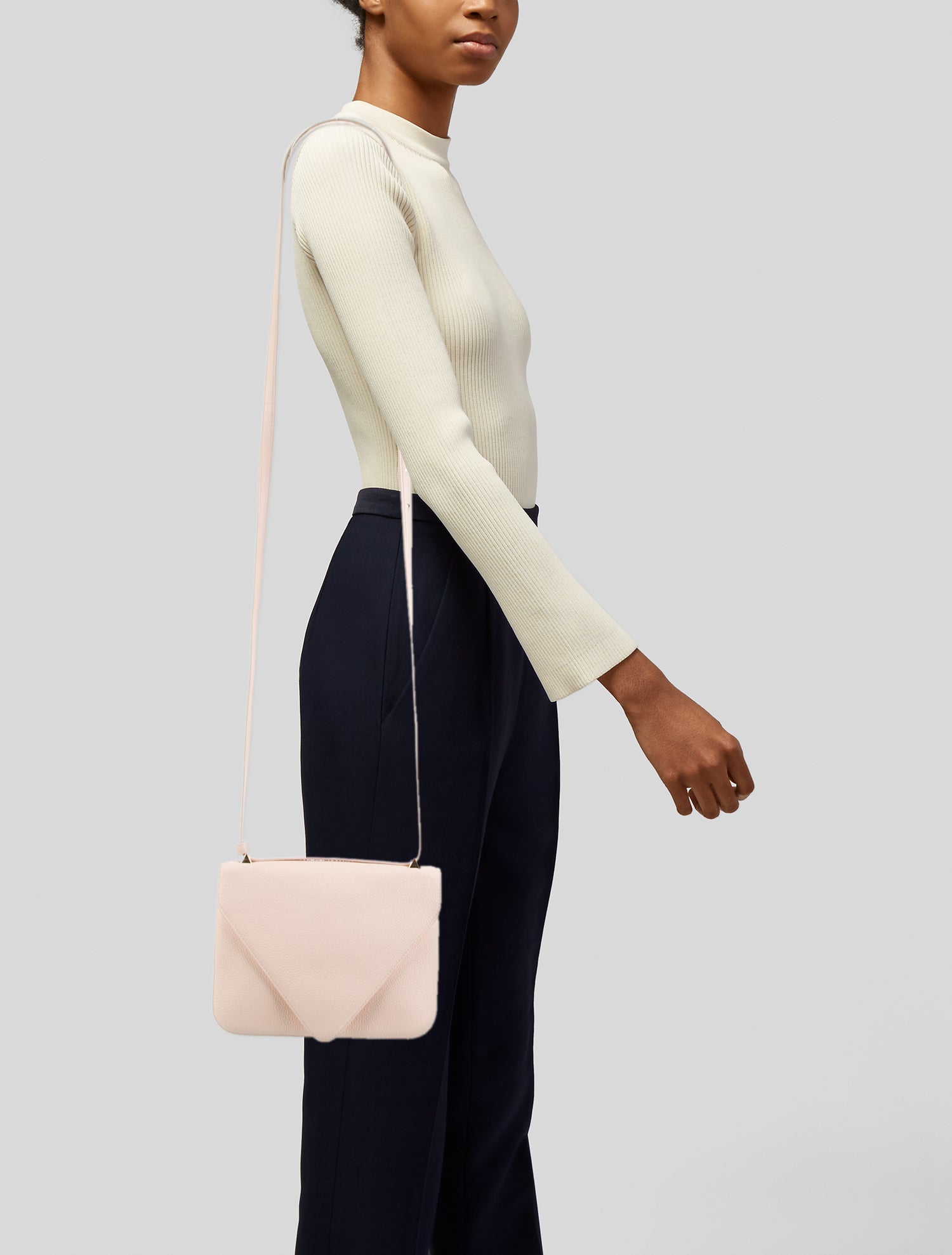 Bottega Veneta Calfskin Mount