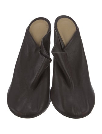 Bottega Veneta Leather Mules