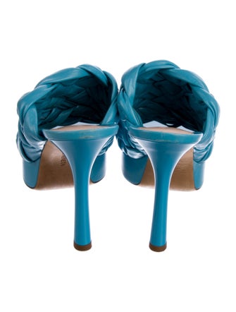 Bottega Veneta Intrecciato Weave Leather Slides