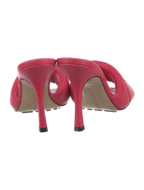 Bottega Veneta Quilted Pattern Leather Slides