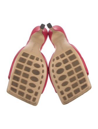 Bottega Veneta Quilted Pattern Leather Slides
