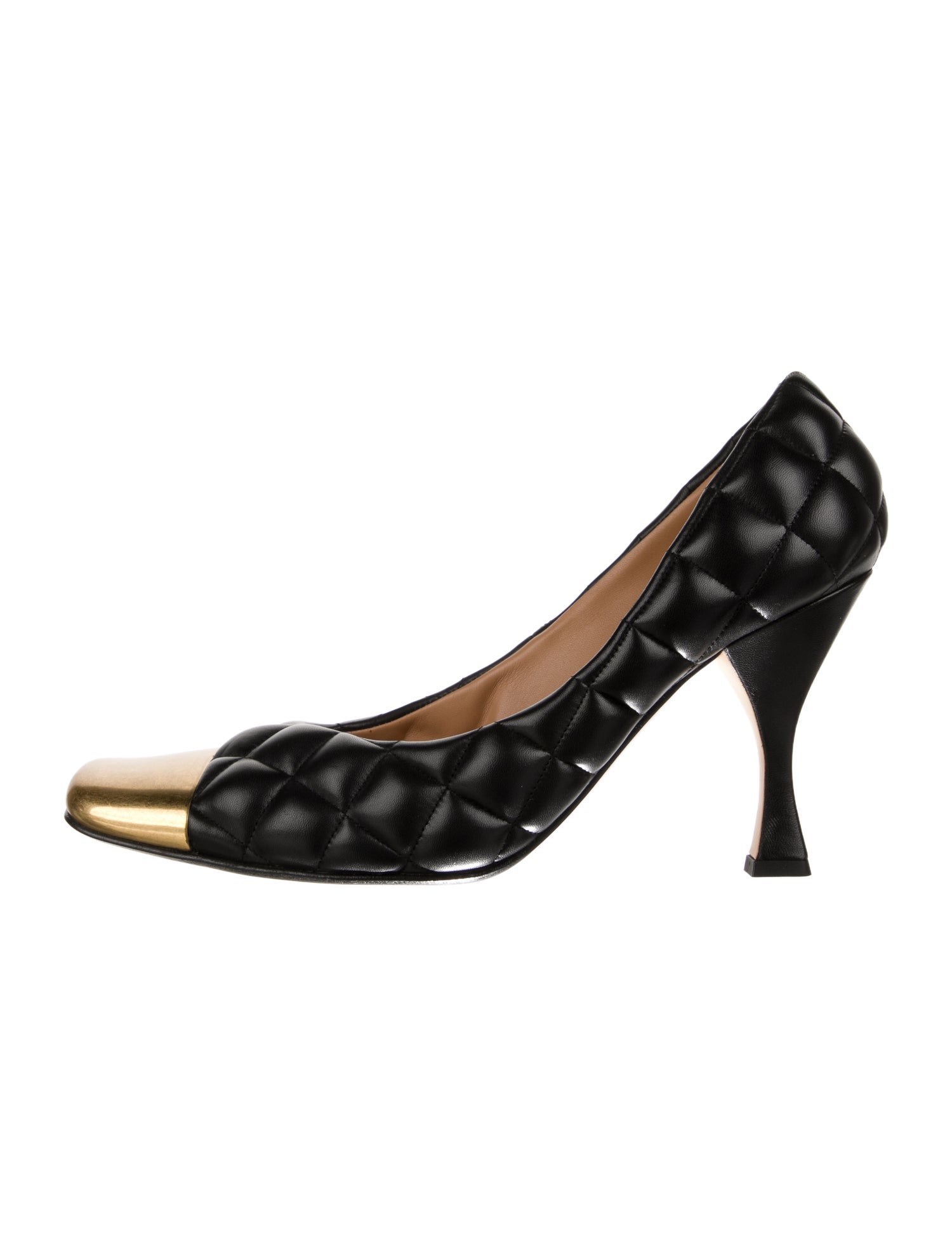 Bottega Veneta Quilted Pattern Leather Pumps