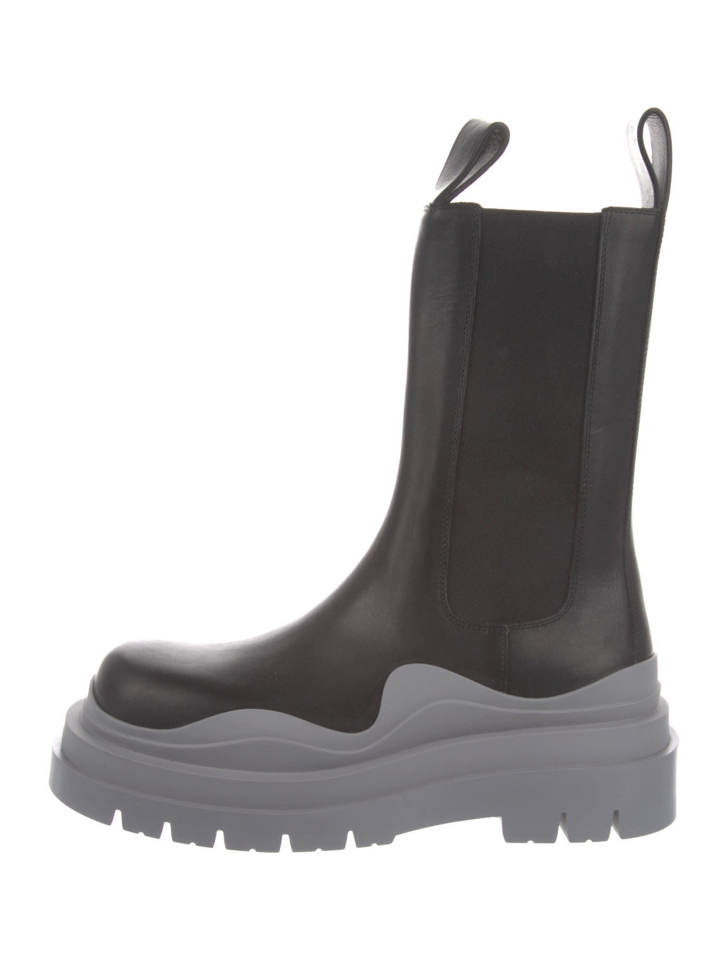 Bottega Veneta Leather Chelsea Boots