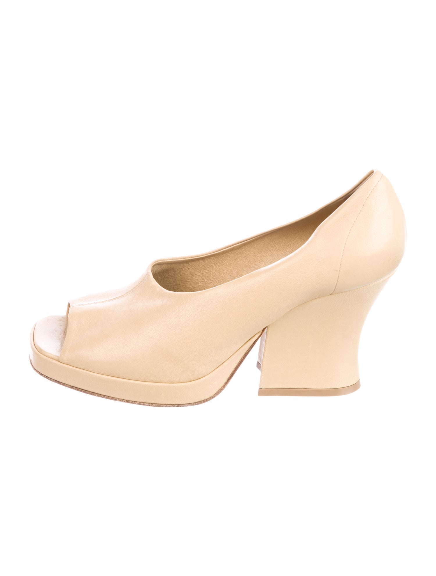 Bottega Veneta Leather Pumps