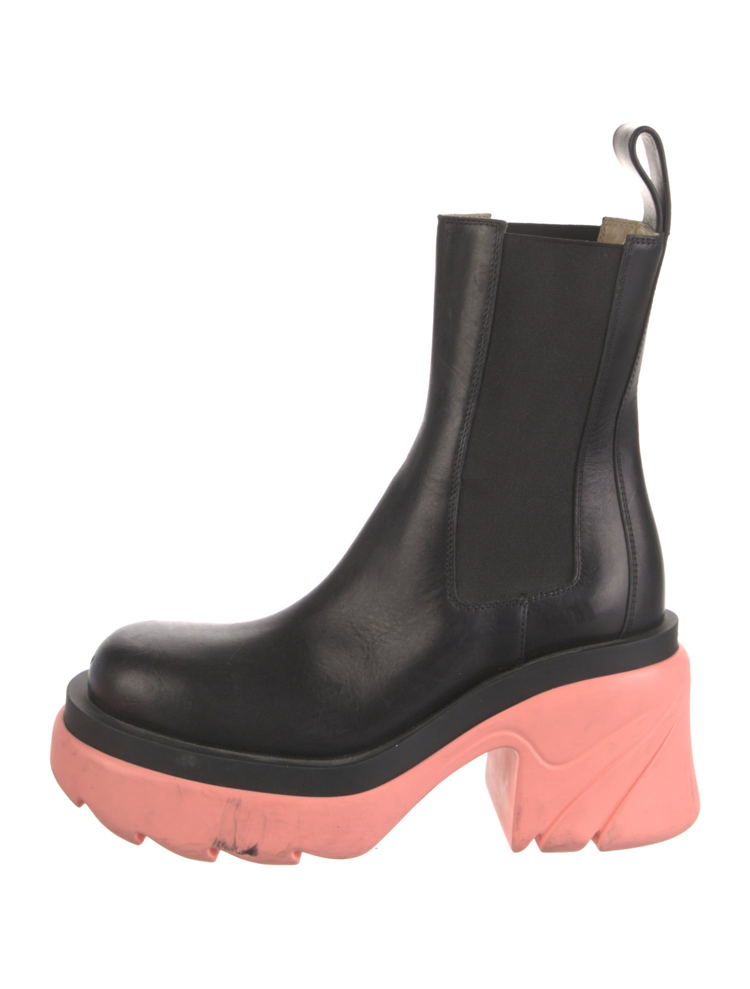 Bottega Veneta Leather Chelsea Boots