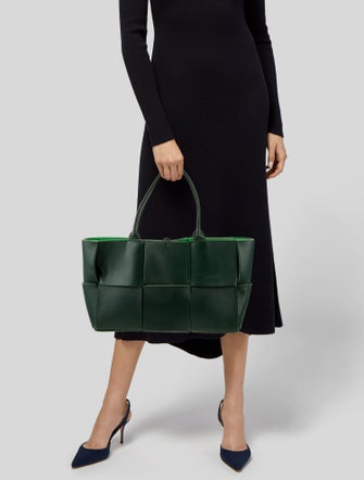 Bottega Veneta Intrecciato Arco