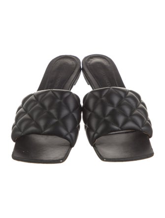 Bottega Veneta Quilted Pattern Leather Slides