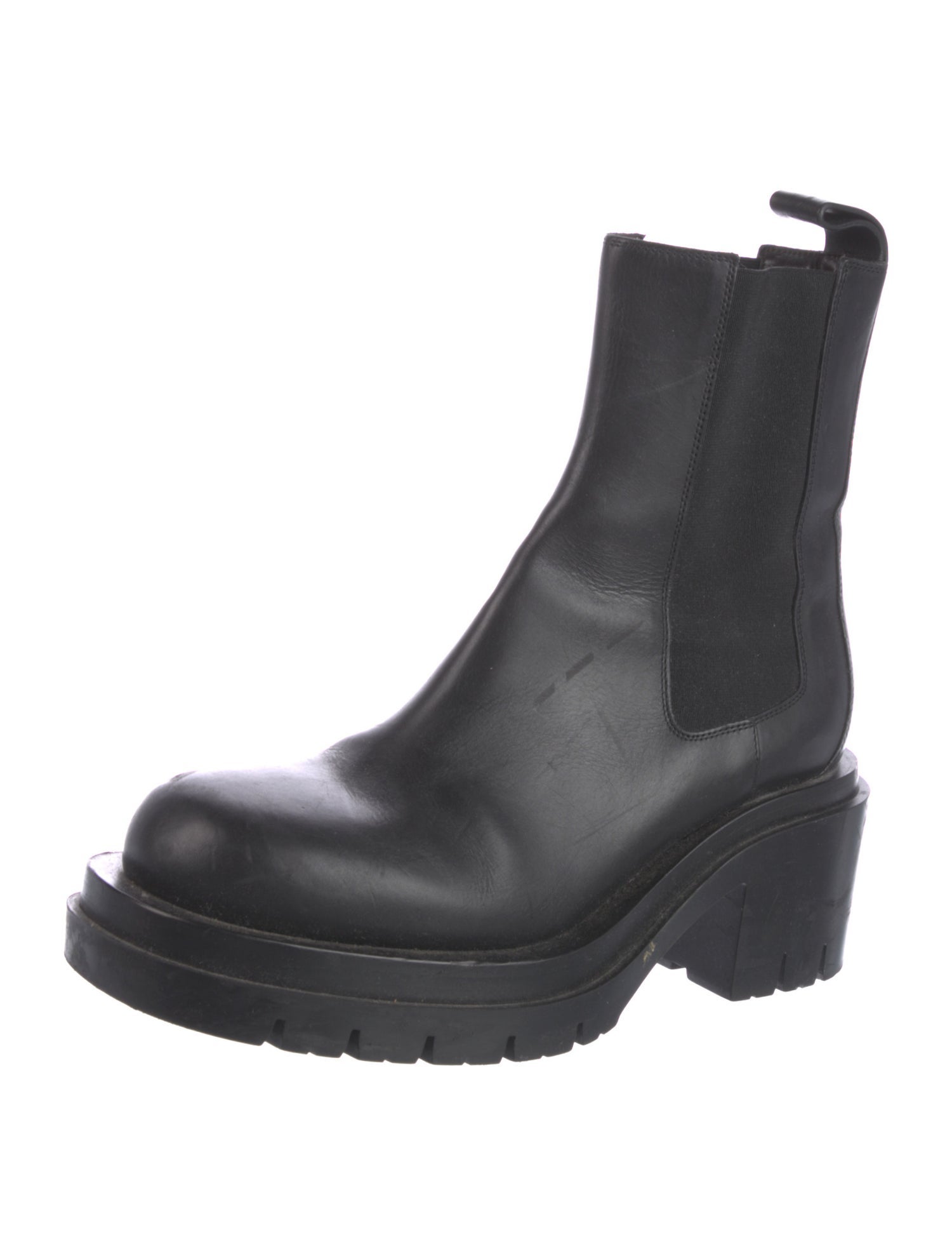 Bottega Veneta Leather Chelsea Boots