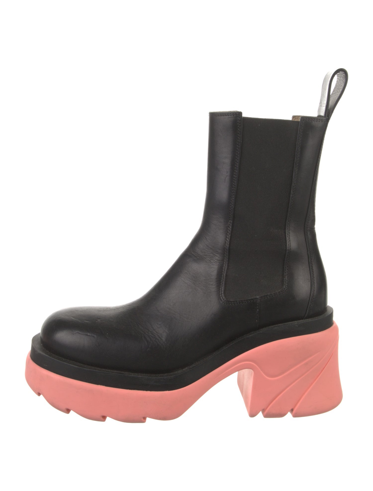 Bottega Veneta Leather Chelsea Boots