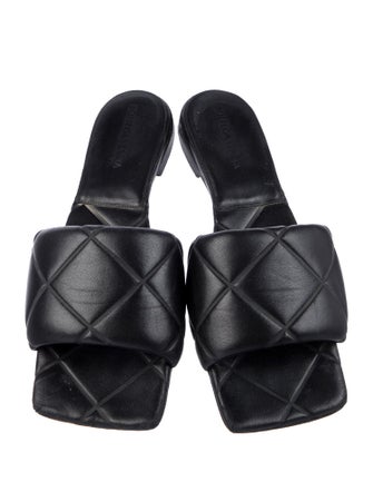 Bottega Veneta Quilted Pattern Leather Slides
