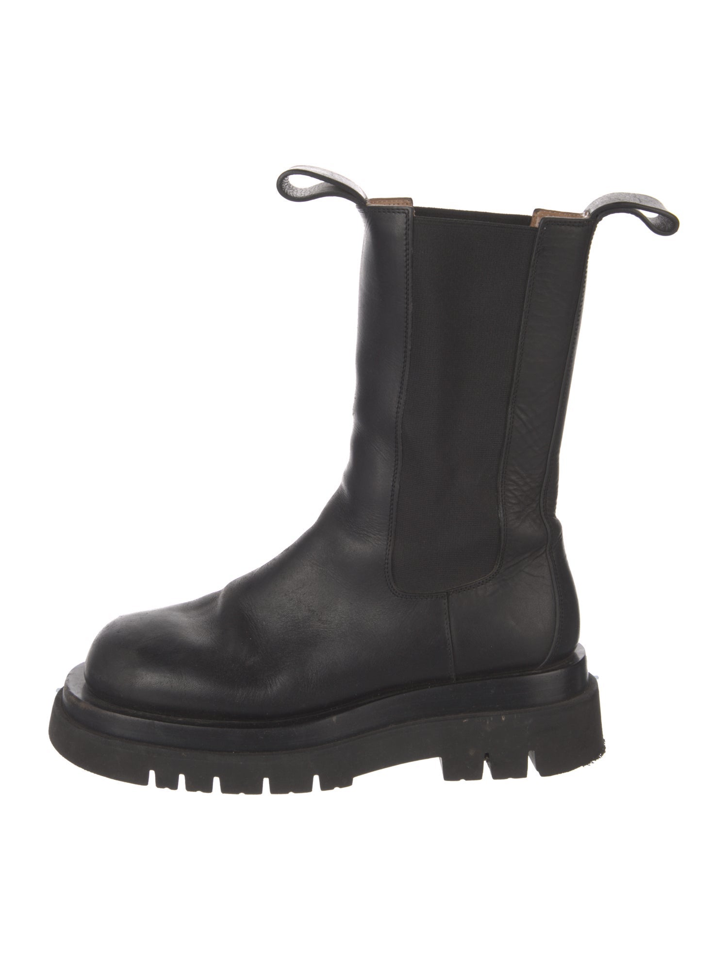 Bottega Veneta Lug Leather Chelsea Boots