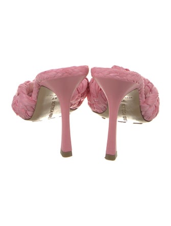 Bottega Veneta Raffia Slides