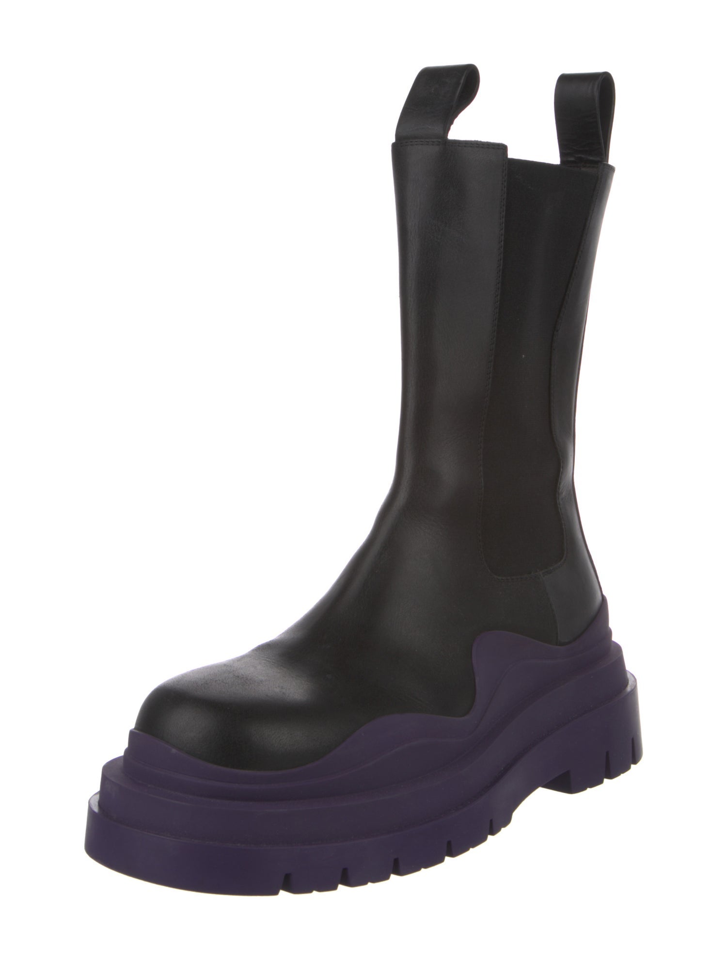 Bottega Veneta Tire Leather Chelsea Boots