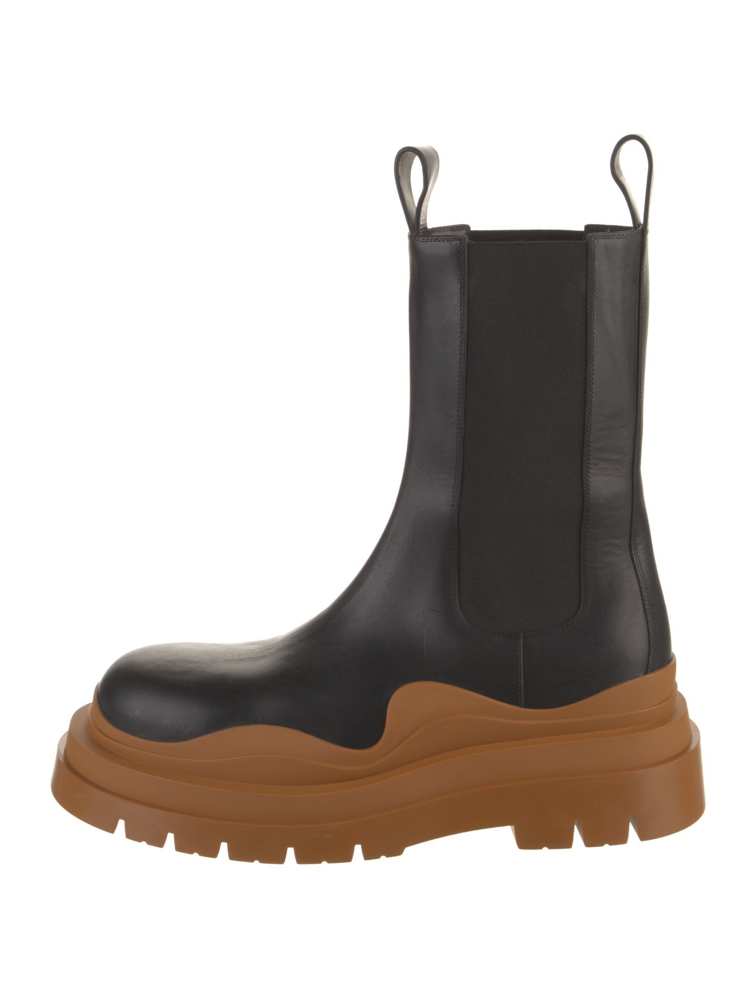 Bottega Veneta Tire Leather Chelsea Boots