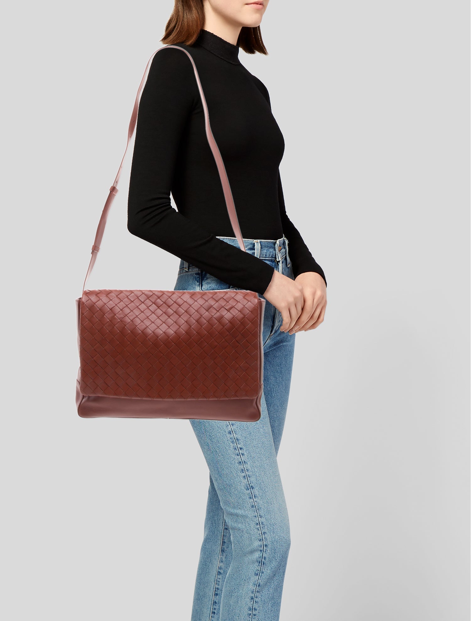 Bottega Veneta Intrecciato Messenger Bag