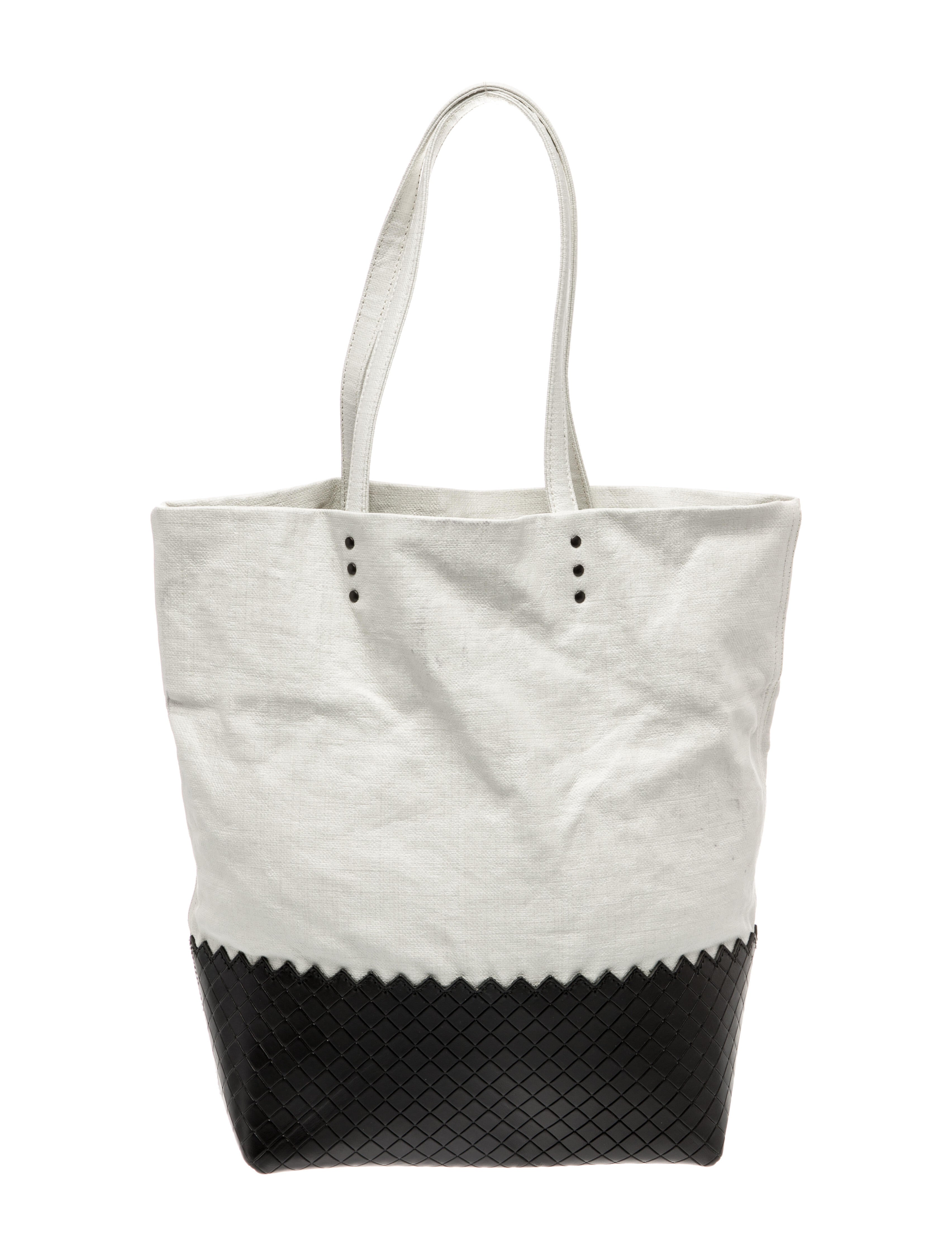 Bottega Veneta Intrecciato Top Handle Bag