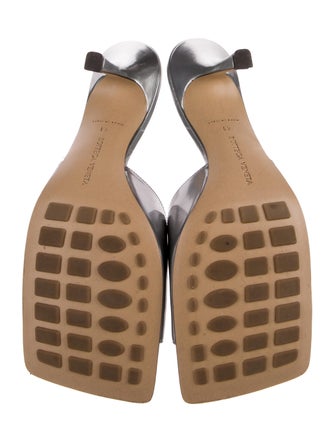 Bottega Veneta Stretch Leather Slides