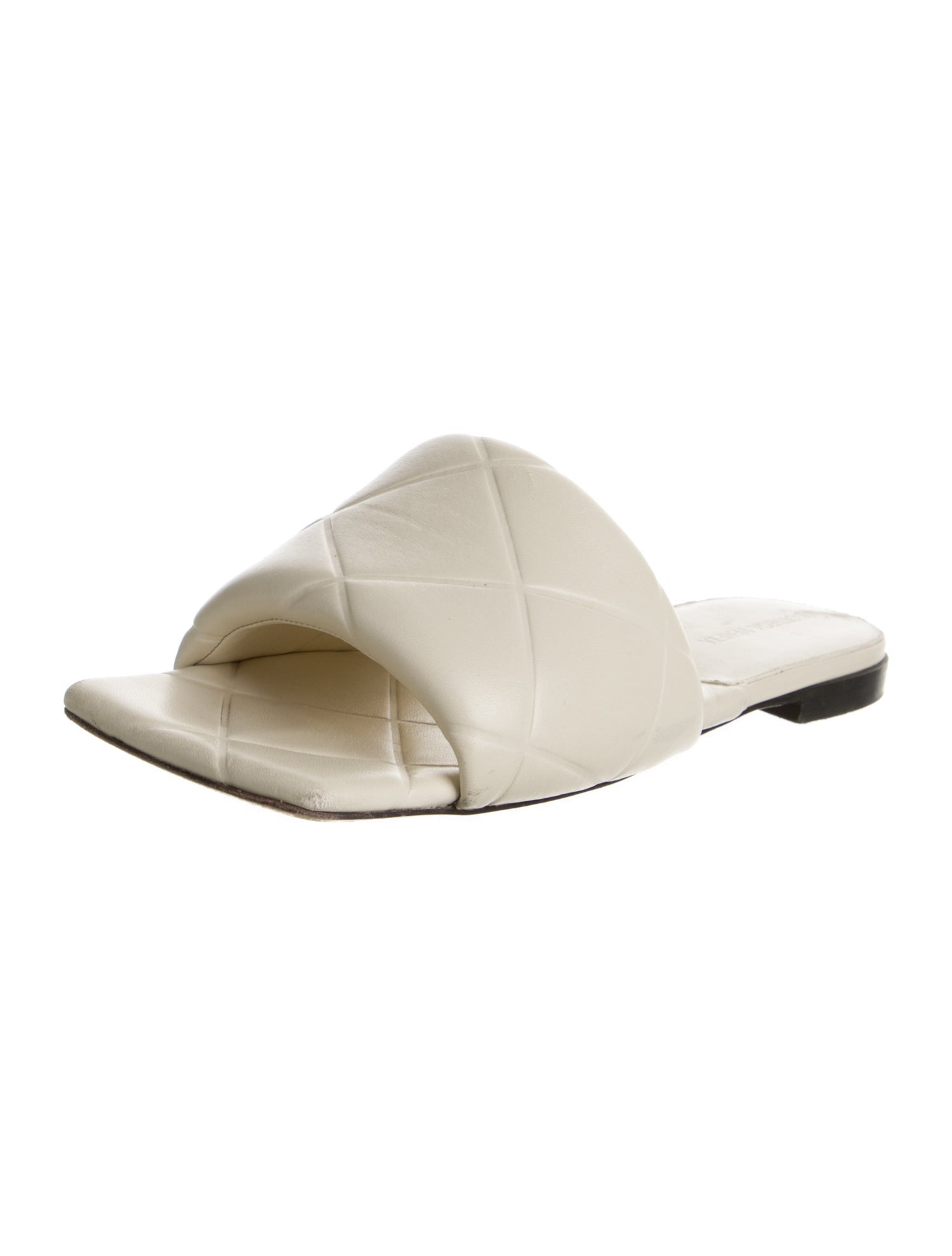 Bottega Veneta Quilted Pattern Leather Slides