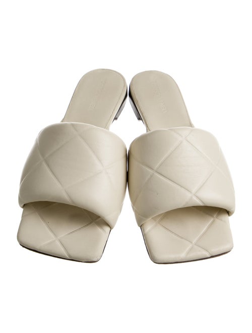 Bottega Veneta Quilted Pattern Leather Slides