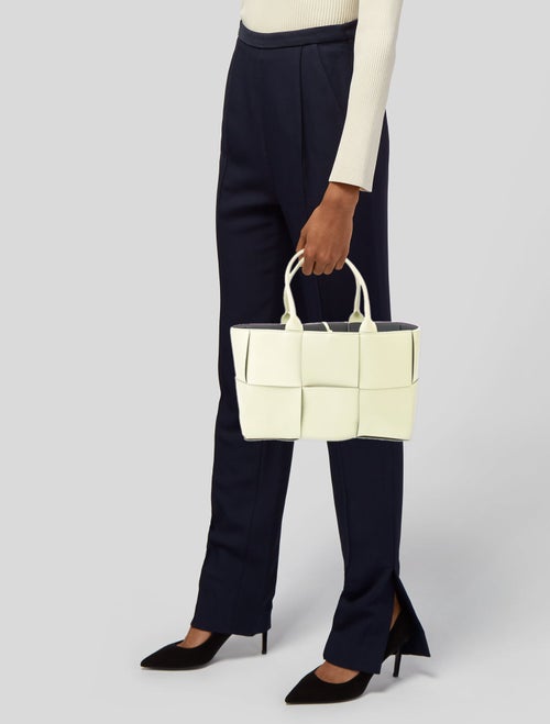 Bottega Veneta Intrecciato Arco