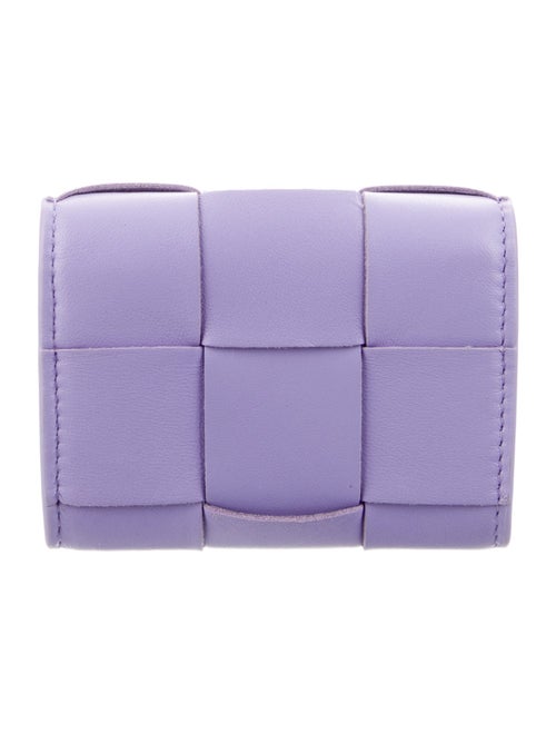 Bottega Veneta Maxi Intrecciato Card Case Intrecciato Weave Compact Wallet